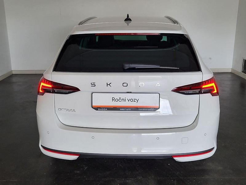 Škoda Octavia - fotka 6 z 30