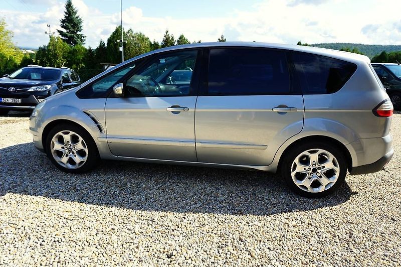 Ford S-MAX (2006) 1,8 TDCI 92 kW - fotka 7 z 26
