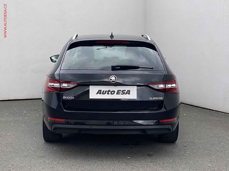 Škoda Superb (2016) 2.0 TDi, Style, DSG, bixen - fotka 5 z 19
