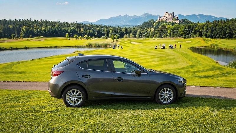 Mazda 3 1.5 benzin  - fotka 23 z 42