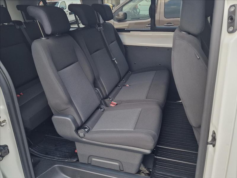 Toyota ProAce Verso 1.5 D-4D 8-míst,ČR,1.Majitel - fotka 17 z 46