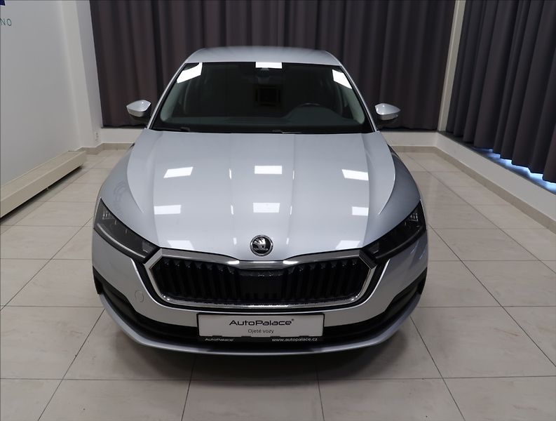 Škoda Octavia 2,0 TDI ČR 1 MAJITEL DPH - fotka 3 z 40