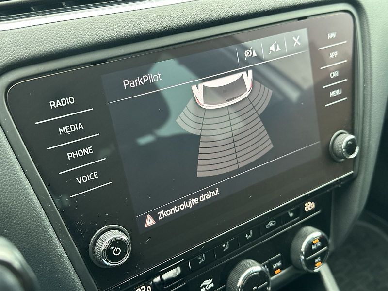 Škoda Octavia (2018) Combi 2.0 TDI DSG Style - fotka 12 z 29