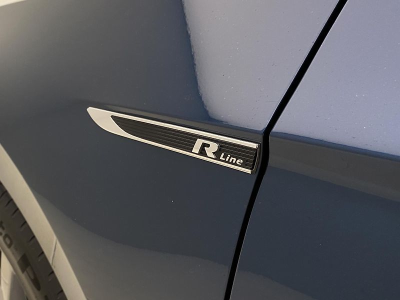 Volkswagen Passat VARIANT 2.0TDI DSG R-LINE CZ - fotka 32 z 55