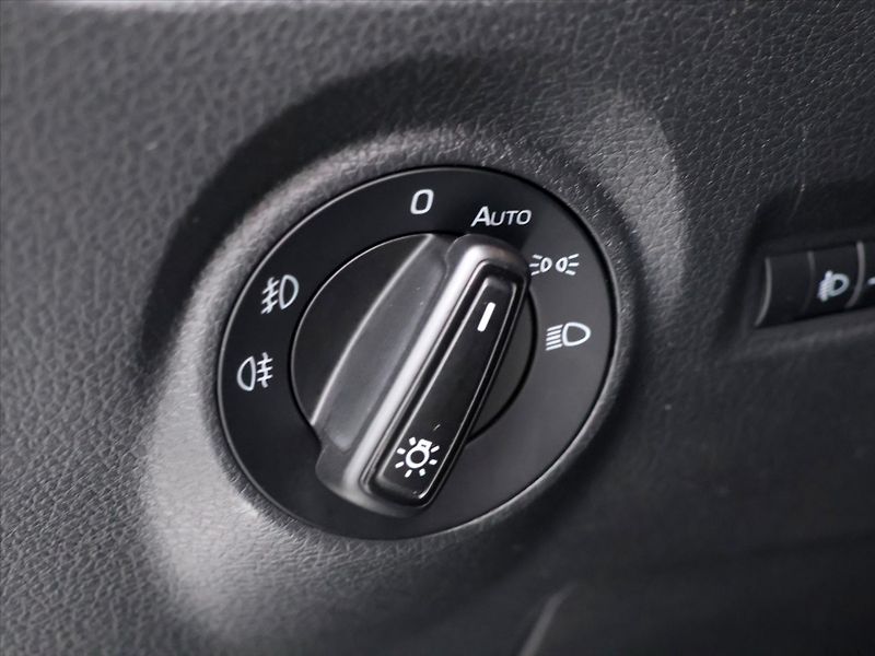 Škoda Fabia 1.0 TSI 70kW Style CZ - fotka 14 z 33