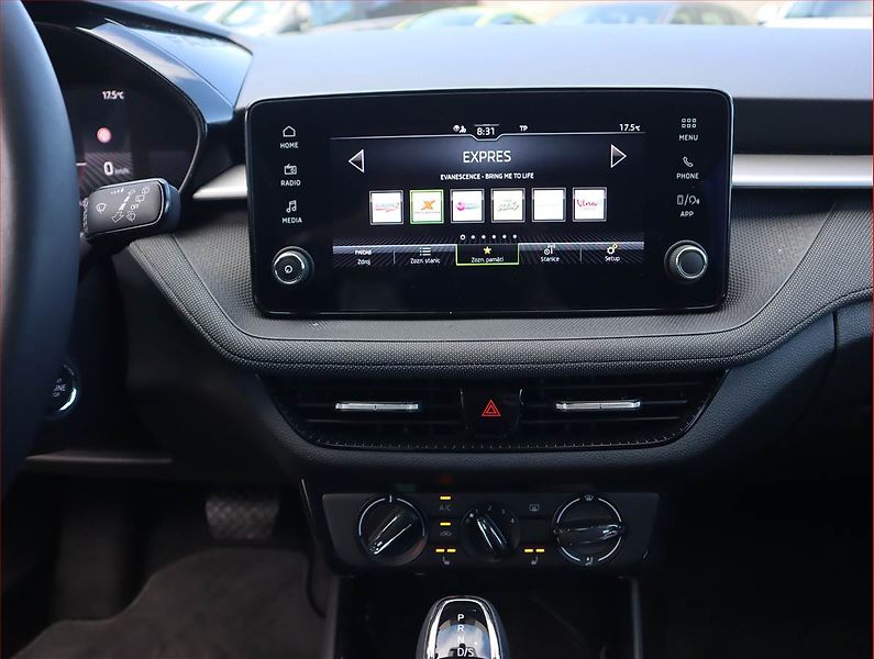 Škoda Fabia (2024) 1.0 TSI, Automat, Serv.kniha - fotka 12 z 22