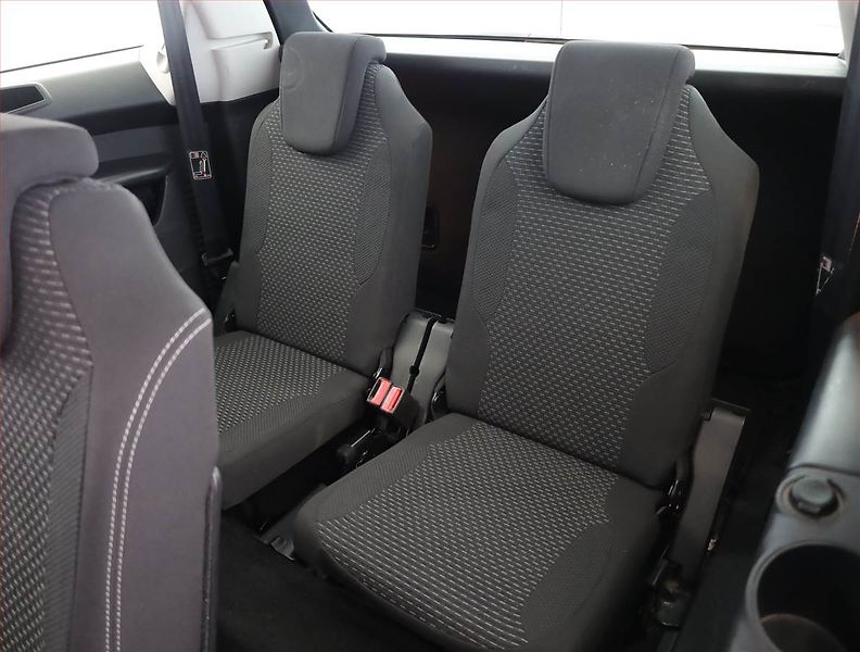 Citroën C4 Picasso (2012) 1.6 HDi, 7 míst, jezdí výborně - fotka 15 z 17