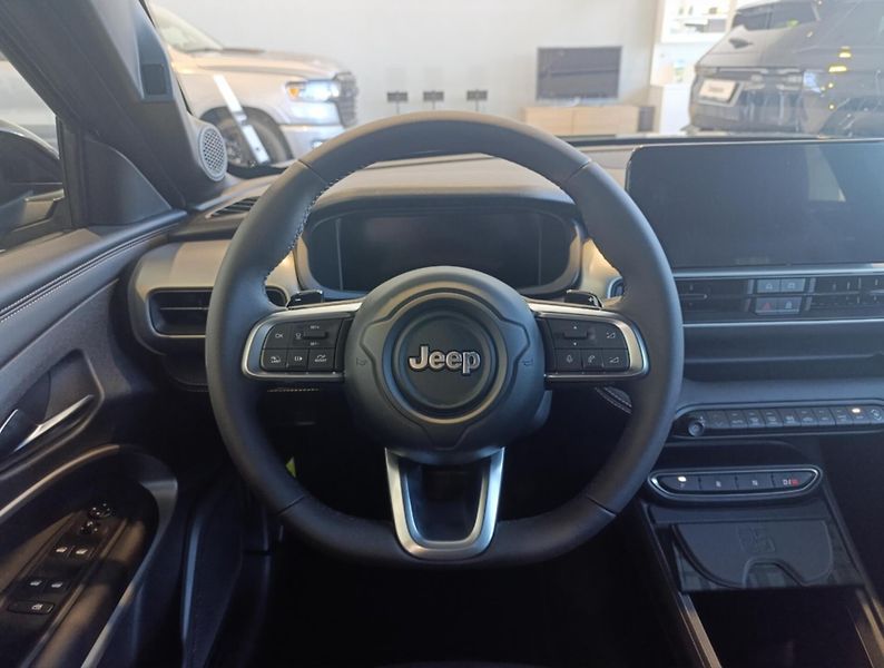 Jeep Avenger (2026) 1,2 Turbo e-Hybrid 110k  85th - fotka 13 z 19