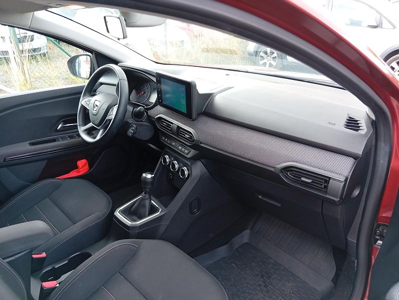 Dacia Jogger 1.0 TCe LPG, Extreme, 7 míst - fotka 21 z 24