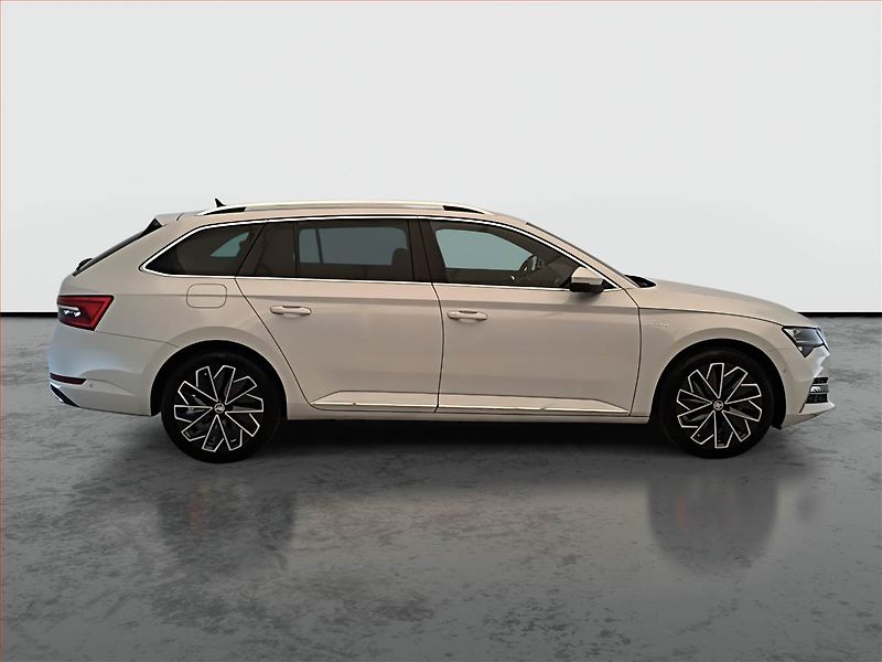 Škoda Superb (2020) Laurin&Klement iV 1.4 TSI PHEV - fotka 6 z 21