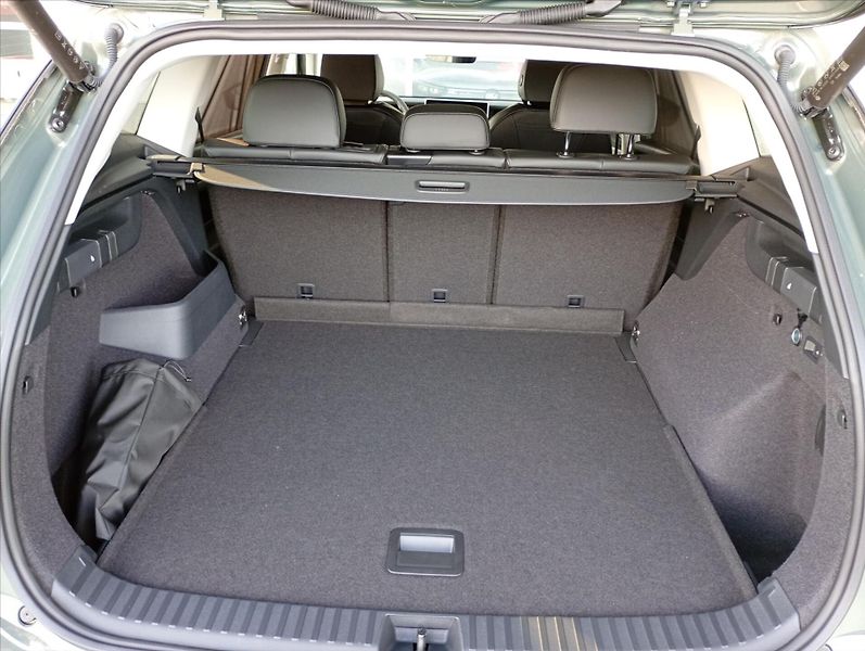 Volkswagen Tayron (2026) 2,0 TDI 110kW 7DSG  People - fotka 11 z 17