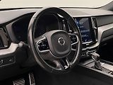 Volvo XC60 T5 AWD R-DESIGN AUT CZ - náhled 18