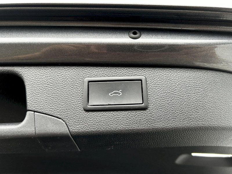 Škoda Superb (2025) Combi 2.0 TDI 110kW DSG SportL - fotka 31 z 35