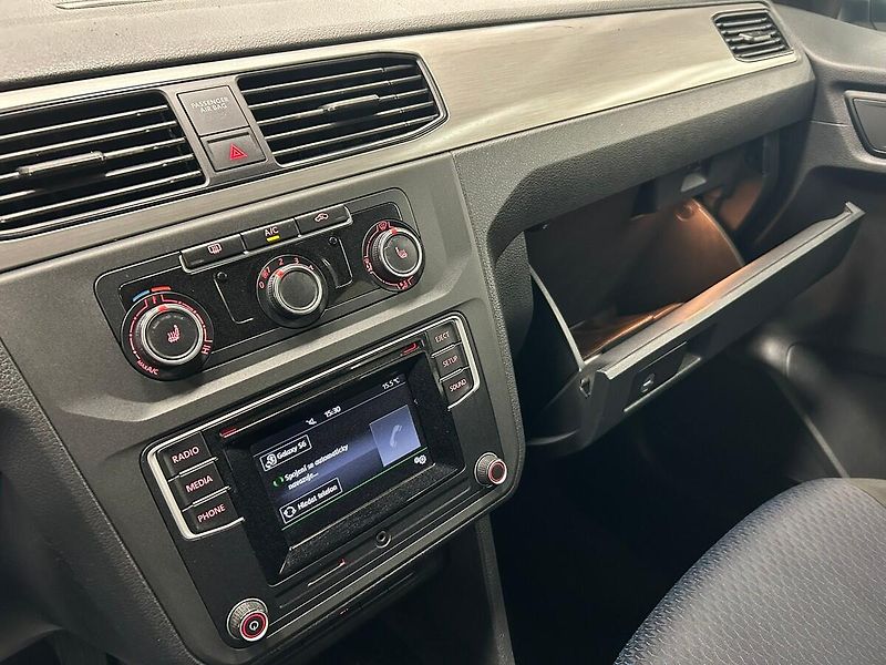 Volkswagen Caddy (2016) Maxi Life 1.4 TGI 2016 | Záruk - fotka 45 z 62