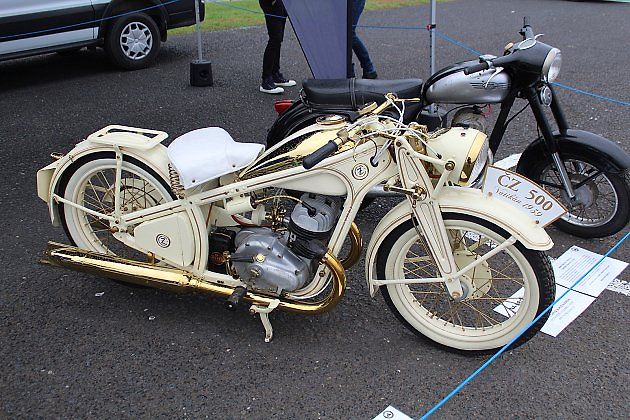 Motocykl ČZ 500 Vatikán se bude dražit v Lysé nad Labem., zdroj: Deník/Edvard D. Beneš