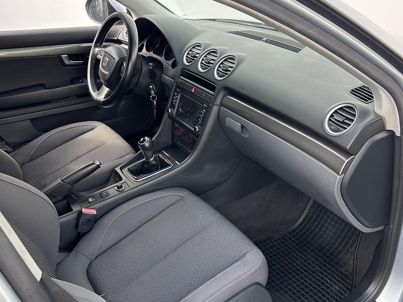 Seat Exeo ST - fotka 9 z 24