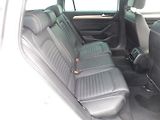 Volkswagen Passat (2022) Elegance 2,0 TDI 147kW DSG 4MO - náhled 22