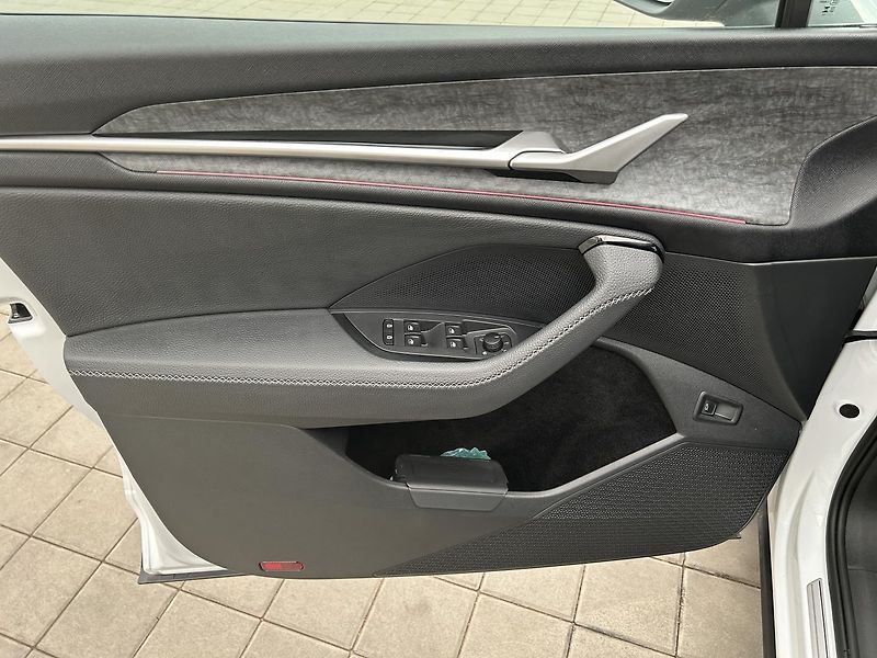 Škoda Kodiaq 2.0 TDI 4x4 Exclusive Selectio - fotka 6 z 30