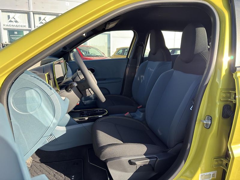 Fiat Grande Panda (2026) Icon 1.2 Turbo Hybrid 110k - fotka 11 z 25