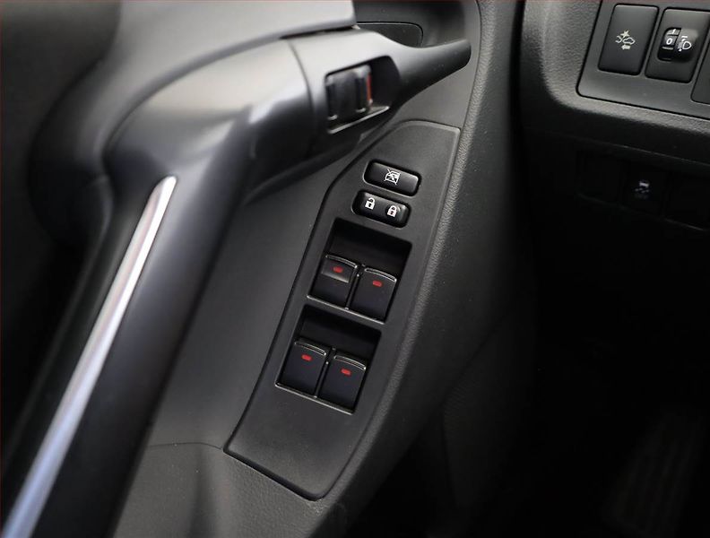 Toyota Verso (2017) 1.8 Valvematic, Automat - fotka 13 z 16
