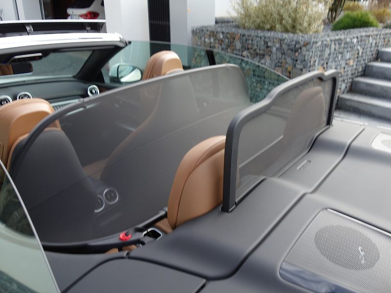 Mercedes-Benz CLE (2024) 300*4M*CABRIO*AMG*TOP-VÝB*CZ!! - fotka 14 z 50