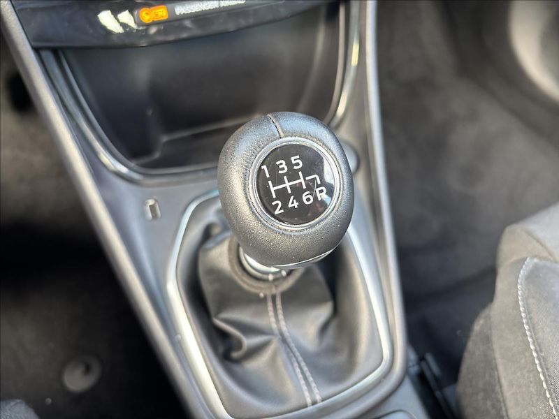 Ford Puma 1,0 EcoBoost  92kW Titanium - fotka 29 z 32