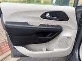 Chrysler Pacifica (2022) 3,6 RU Limited Radar 360 2022  - náhled 14
