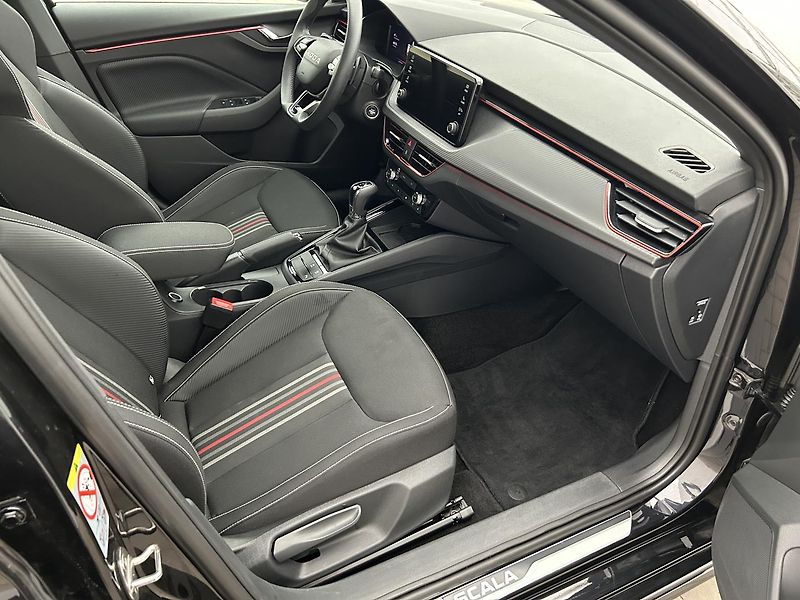 Škoda Scala 1.0 TS Monte Carlo - fotka 21 z 25
