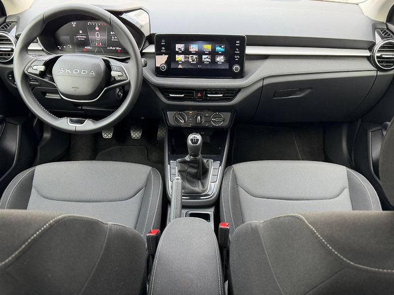 Škoda Fabia Selection 1,0 TSI 70 kW 5° MP - fotka 5 z 26