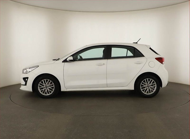 Kia Rio (2022) 1.0 T-GDI, ČR,1.maj - fotka 3 z 16