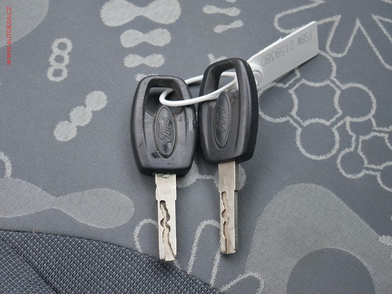 Ford Ka (2012) 1.2i, ČR, Klima - fotka 13 z 13