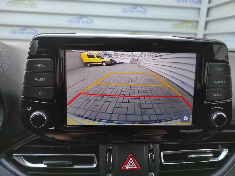 Hyundai i30 1,5T-GDi mHev,48V,AT,Fastback - fotka 23 z 42