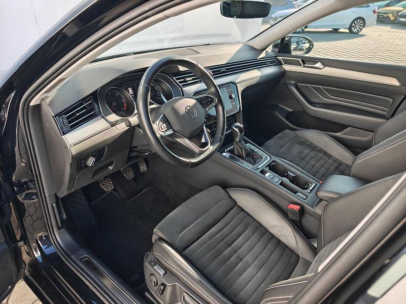 Volkswagen Passat Elegance 6G 2,0TDi - fotka 5 z 23