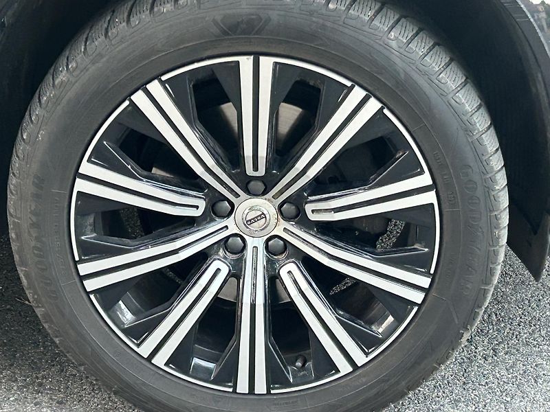 Volvo XC90 (2024) 7 mist TOP VÝBAVA ČR 1.maj DPH - fotka 19 z 44