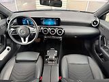 Mercedes-Benz Třídy A 180d - náhled 17