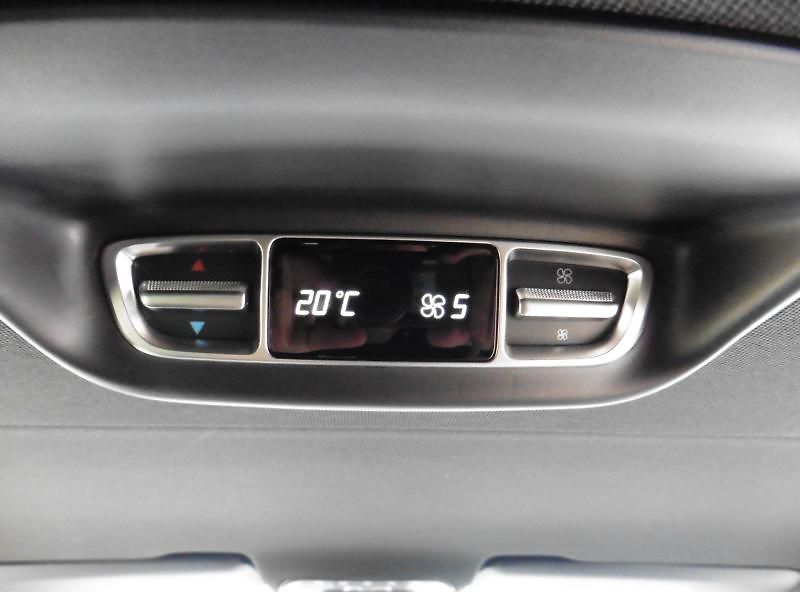 Mercedes-Benz Třídy V 220d Exclusive L 4Matic - fotka 11 z 14