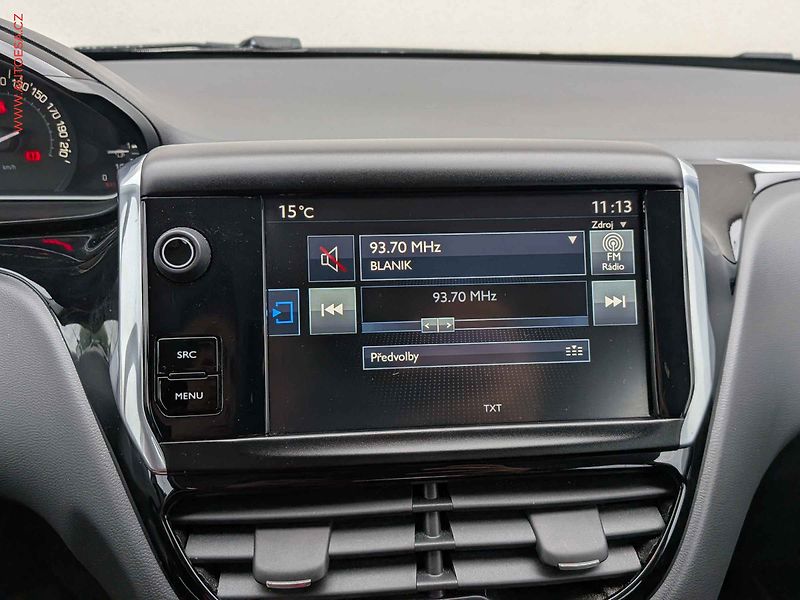 Peugeot 208 (2016) 1.2 PT, ČR, AC, výhřev sed - fotka 11 z 16