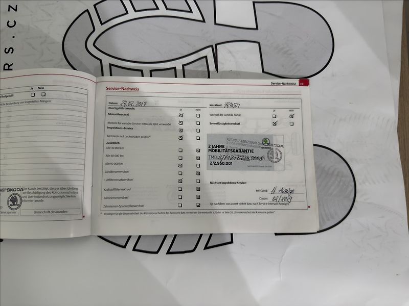 Škoda Octavia 1,4   TSI FAMILY XENON ŠÍBR TZ - fotka 40 z 45
