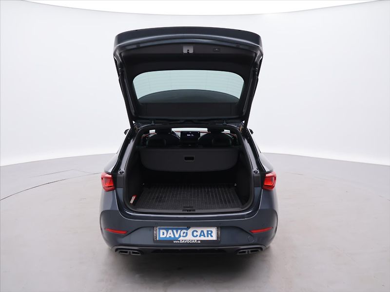 Cupra Leon 2,0 TSI 140 kW DSG ST CZ - fotka 9 z 35
