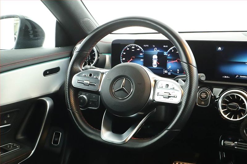Mercedes-Benz CLA (2022) 250 4MATIC - fotka 15 z 17