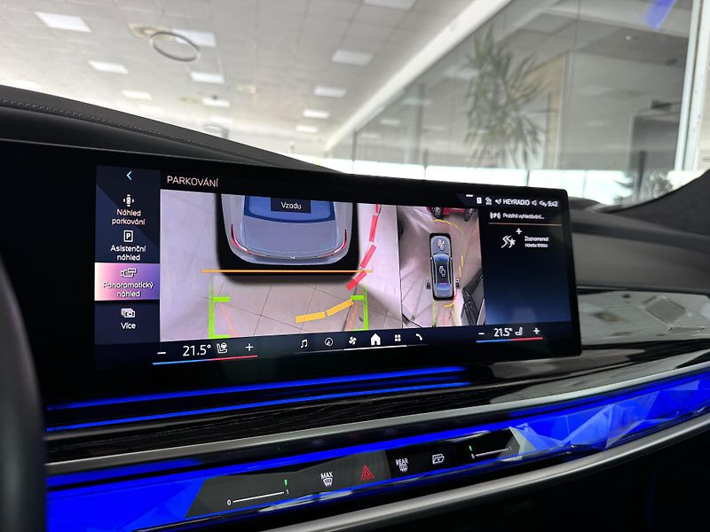 BMW i7 60 xDrive M-SPORT*Max.Výbava! - fotka 27 z 59