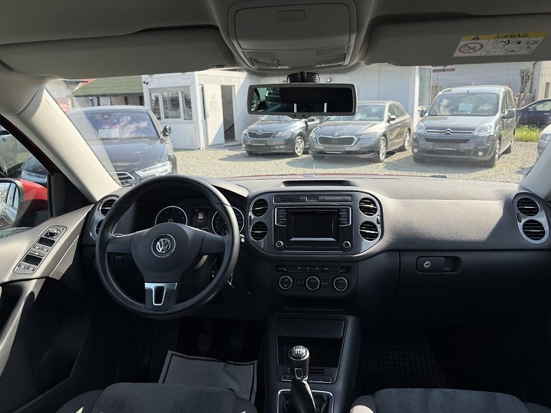 Volkswagen Tiguan 1.4 TSI SPORT & STYLE 92KW - fotka 7 z 13