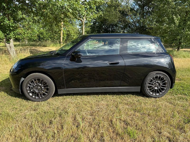 Mini Cooper (2024) New  - fotka 7 z 21