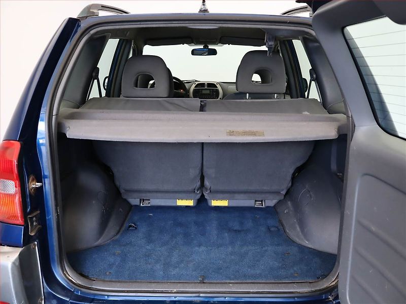 Toyota RAV4 (2003) 2.0 VVT-i , 4X4, levný provoz - fotka 11 z 12