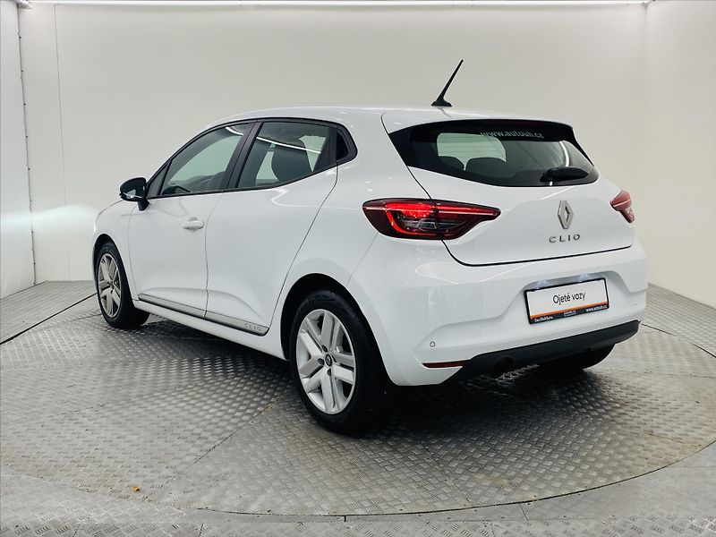 Renault Clio 1,0 TCe 74kw LED 1. maj. ČR - fotka 23 z 26