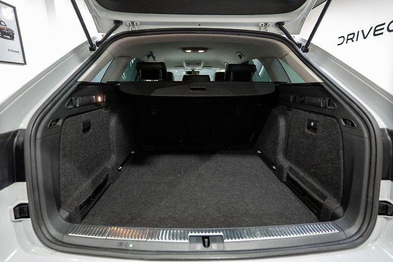 Škoda Superb 1.6 TDI 88 kW - fotka 16 z 25