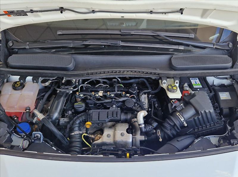Ford Transit Connect 1,5 TDCi 73kW 5MÍST AC ČR - fotka 32 z 33