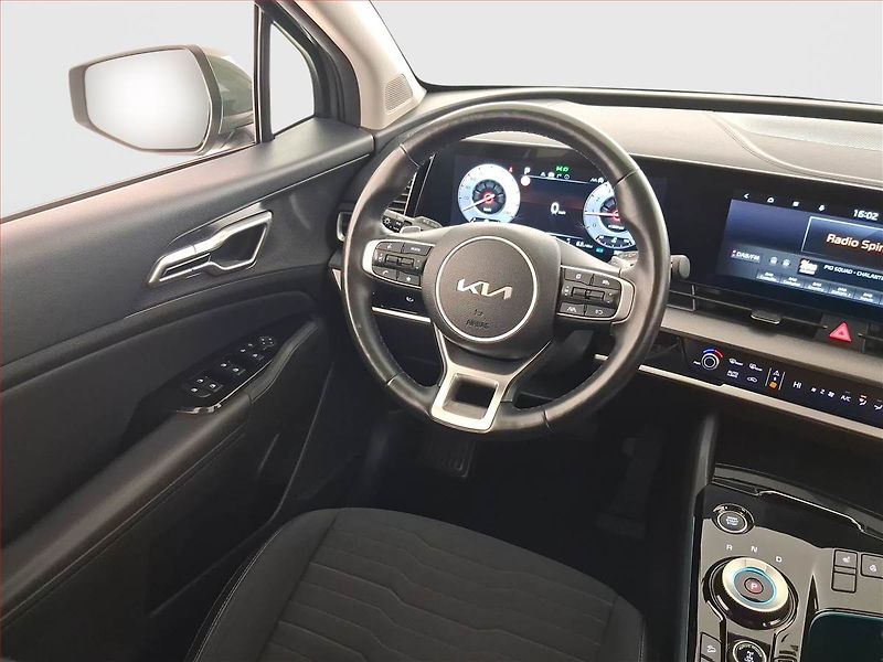 Kia Sportage (2023) 1.6 T-GDI MHEV - fotka 7 z 22