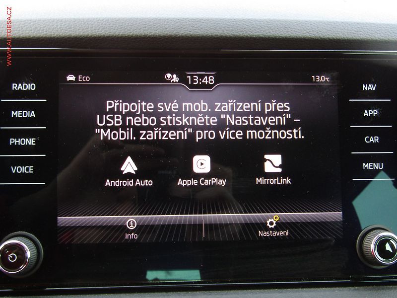 Škoda Karoq (2022) 1.5 TSi, 1.maj,ČR, DSG, navi - fotka 18 z 23