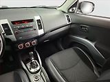 Mitsubishi Outlander (2011) 2.2 DI-D, 4X4, Automat - náhled 8